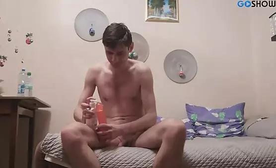Horny Guy Gets His Ass Fucked by Huge Dildo